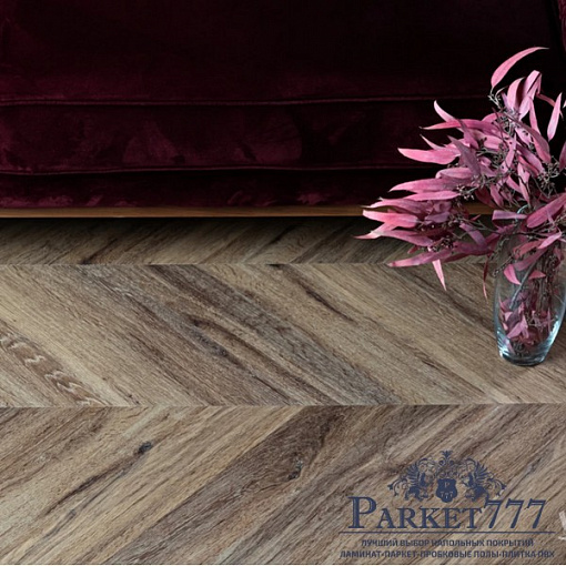 картинка Кварцвиниловая плитка Vinilam Parquet Chevron Glue Шеврон Лувр I107516 от магазина Parket777